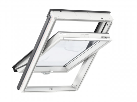Velux Standard műanyag bevonatú billenő tetőtéri ablak, alsó kilincs 66x118cm