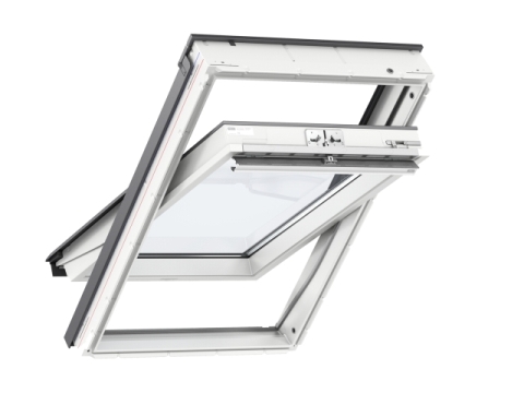 Velux Standard Plus műanyag billenő tetőtéri ablak, felső kilincs, 3-rétegű, 66x118 cm