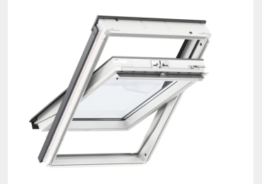 Velux Standard Plus műanyag billenő tetőtéri ablak, felső kilincs, 3-rétegű, 55x78 cm